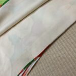 袖の裏地シミ有り